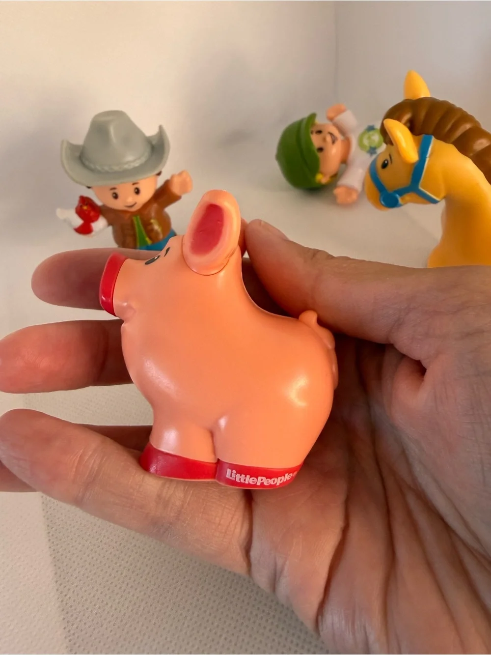 Little People farmer chicken